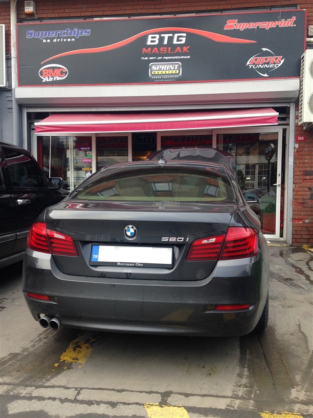 BMW-F10-5520i.jpg
