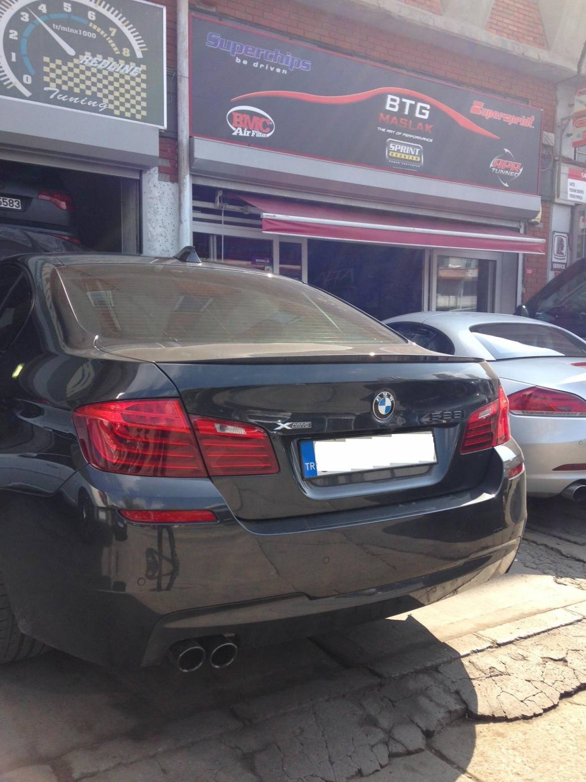 BMW-F10-528i.jpg