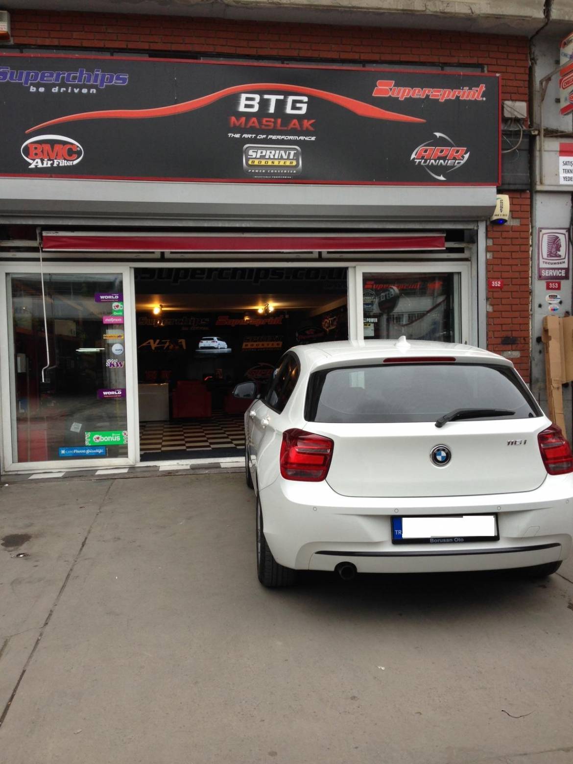 BMW-F20-116i.jpg