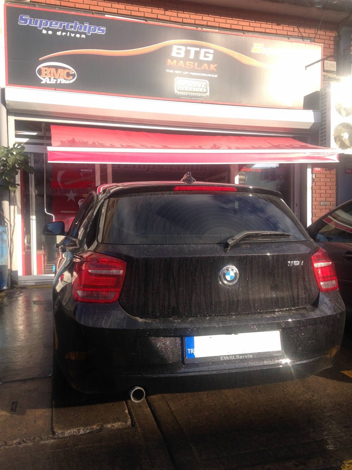 BMW-F20-116ii.jpg