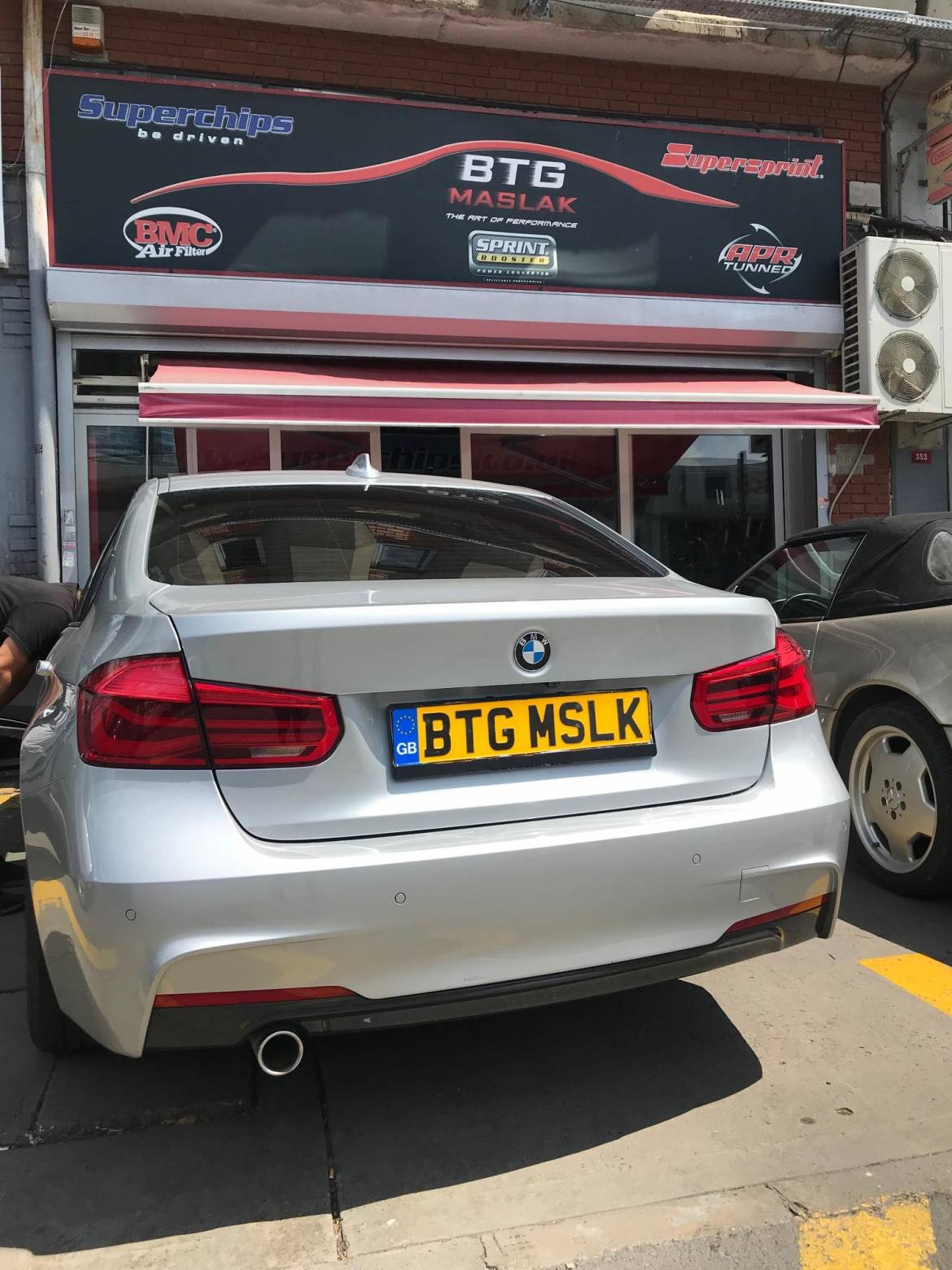 BMW-F30-318d.jpg