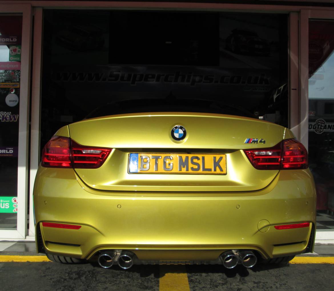 BMW-M4.jpg