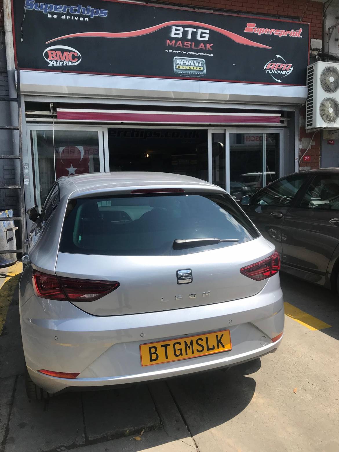 seat-leon-1.6.jpg