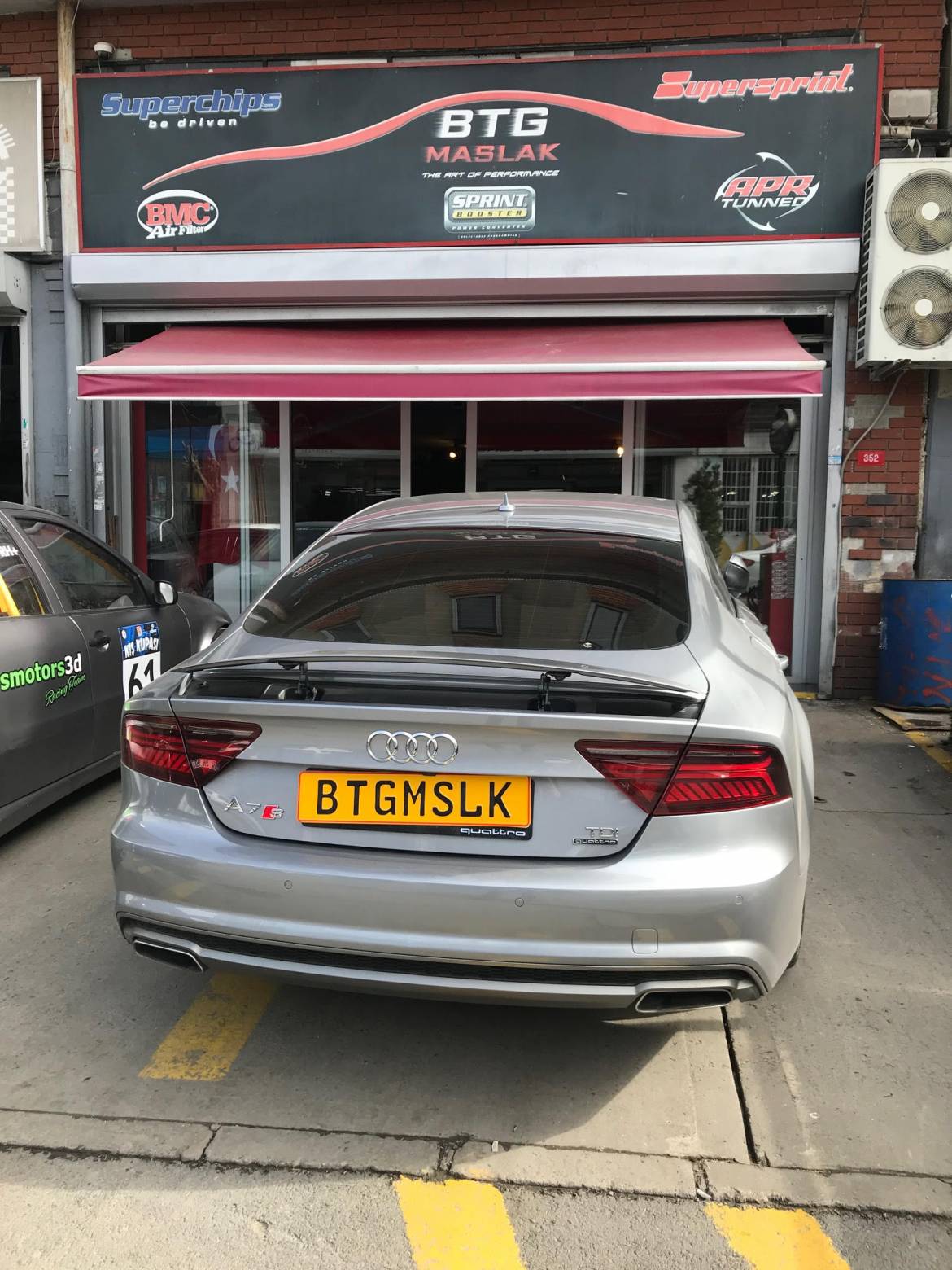 Audi-a7.jpg